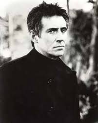 Gabriel Byrne