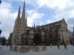 1277175-St_Andre_cathedral-Bordeaux.jpg