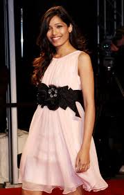 Freida Pinto style