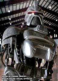 cylon01-cu.jpg