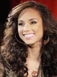 Alicia Keys no clothes
