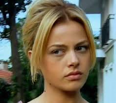 naz elmas