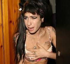 momento amy