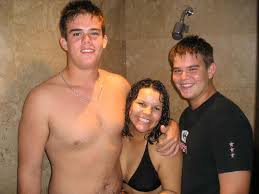 shower by Joran Van Der Sloot
