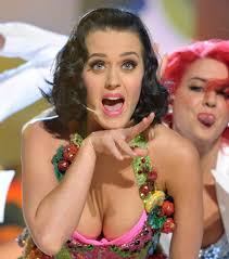 Katy Perry Amy Winehouse And Heidi Klum Boobs ...