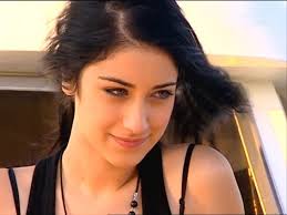 Hazal - S�rg�n �ark�m�z