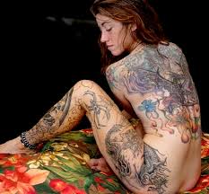 skull and crossbones tattoo