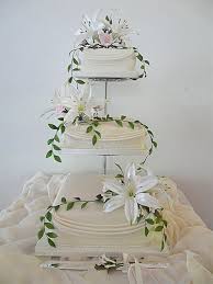 lilies wedding cakes