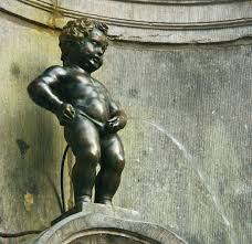 http://t3.gstatic.com/images?q=tbn:SHhjTa3rAy2E8M:http://goutsdelux.files.wordpress.com/2009/03/617px-manneken_pis_crop.jpg