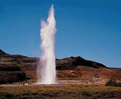 http://t3.gstatic.com/images?q=tbn:SdpTQrr_DkuvLM:www.crdp.ac-caen.fr/energies/Images/Geothermie/geyser.jpg
