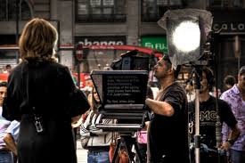 File:Teleprompter in use.jpg