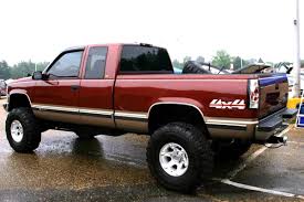 lifted chevy truck