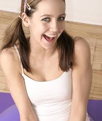 Tight Teen Strips Naked And Shoves A Vibrator In ...