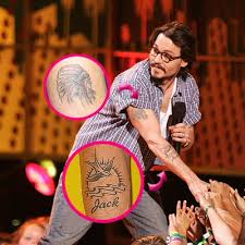 Johnny Depp ha undici \x3cb\x3etatuaggi\x3c/b\x3e