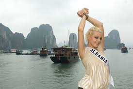 ha long bay vietnam