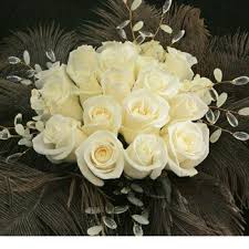 ســليمااان .. كل عام وانت الخير Pure-devotion-white-roses