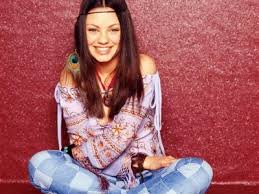 Mila Kunis no clothes