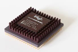 http://t3.gstatic.com/images?q=tbn:_1B_eeD-TQss3M:http://fr.academic.ru/pictures/frwiki/73/Intel_486_dx2_overdrive_2007_03_27.jpg
