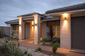http://t3.gstatic.com/images?q=tbn:_eIfolZnZ_DS1M:http://www.providenceelectricnc.com/exterior%20home.JPG&t=1