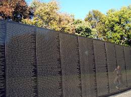 vietnam veterans memorial wall