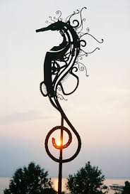 seahorse sculpture