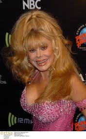 Charo at the 2004 Radio Music