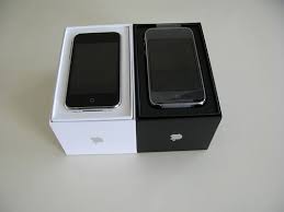 white iphone 3g