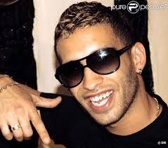 http://t3.gstatic.com/images?q=tbn:eyN3C5mrGbyNPM:http://static1.purepeople.com/articles/2/45/47/2/%40/327965-mister-you-637x0-1.jpg