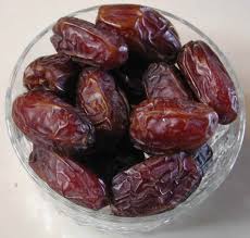 الطريقة الفتاكة للتخلص من تساقط الشعر  I-dates-medjool