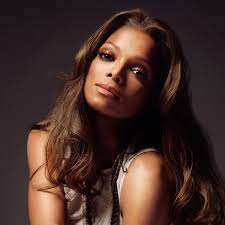 http://t3.gstatic.com/images?q=tbn:k7MHi4Yfm66IiM:http://www.palzoo.net/file/pic/user/JanetJackson.jpg