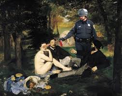 Pepper-spray cop works his way
