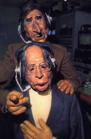 http://t3.gstatic.com/images?q=tbn:m8EHl0986xc5PM:http://guignols.ifrance.com/guignols/textes/images/rol_larq.jpg