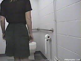 AHH, THE TOILET'S ON FIRE!!!
