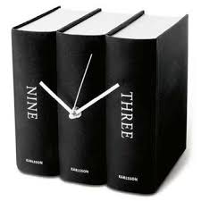 http://t3.gstatic.com/images?q=tbn:nz67wX3FOiJiGM%3Ahttp://www2.vietbao.vn/images/vi3/chuyen_la/30216622_sach162008.jpg