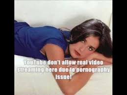 Free Demi Moore
