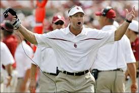 Bob Stoops thinks USC should