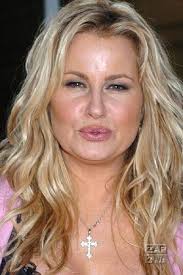 Jennifer Coolidge Biography