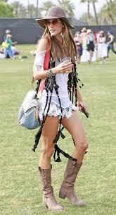 Alessandra Ambrosio up skirt