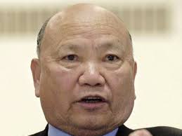 Vang Pao and nine other people