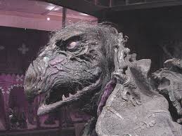 http://t3.gstatic.com/images?q=tbn:wEBHf_eXv8DOaM:http://www.perhapanauts.com/blog/uploaded_images/Img_skeksis-769681.jpg&t=1