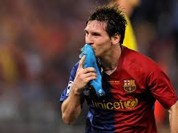 صور ميسي ..... Messi-Manchester-United-Barcelona-Champions-L_2311583