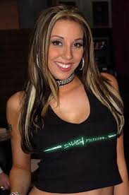File:Delilah Strong.jpg