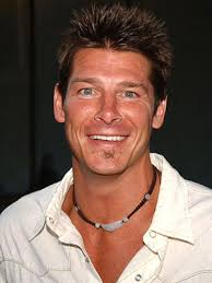a_ty_pennington1250443650.jpg