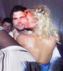Matt Leinarts Douche Gallery.
