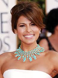 PICS:Eva Mendes has a wardrobe malfunction PICS:Eva Mendes has a wardrobe malfunction