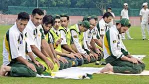 pakistani players Cricket-prayer