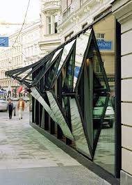 Fabios Restaurant Fa�ade