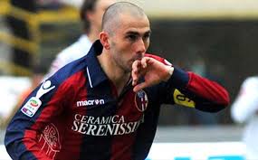 But Ghezzal Bari Fiorentina (1-1) vidéo buts de Gilardino, 2011