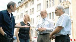 Ganz nah an den Bürgerprojekten im Ostviertel (v.l.): Helmut Reuling (Leiter der Stadtteilkonferenz Aachen-Ost), Christine Nobis (Stadtteilbüro Aachen-Ost), ...