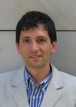 Dr. Konstantin Korosides (Foto), 36, fungiert als neuer Leiter der Presse- ... - Korosides__Konstantin